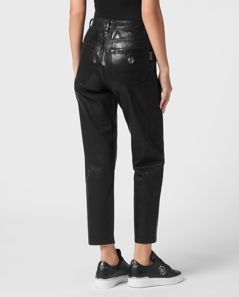 Czarne błyszczące jeansy Mom Fit - Image #3