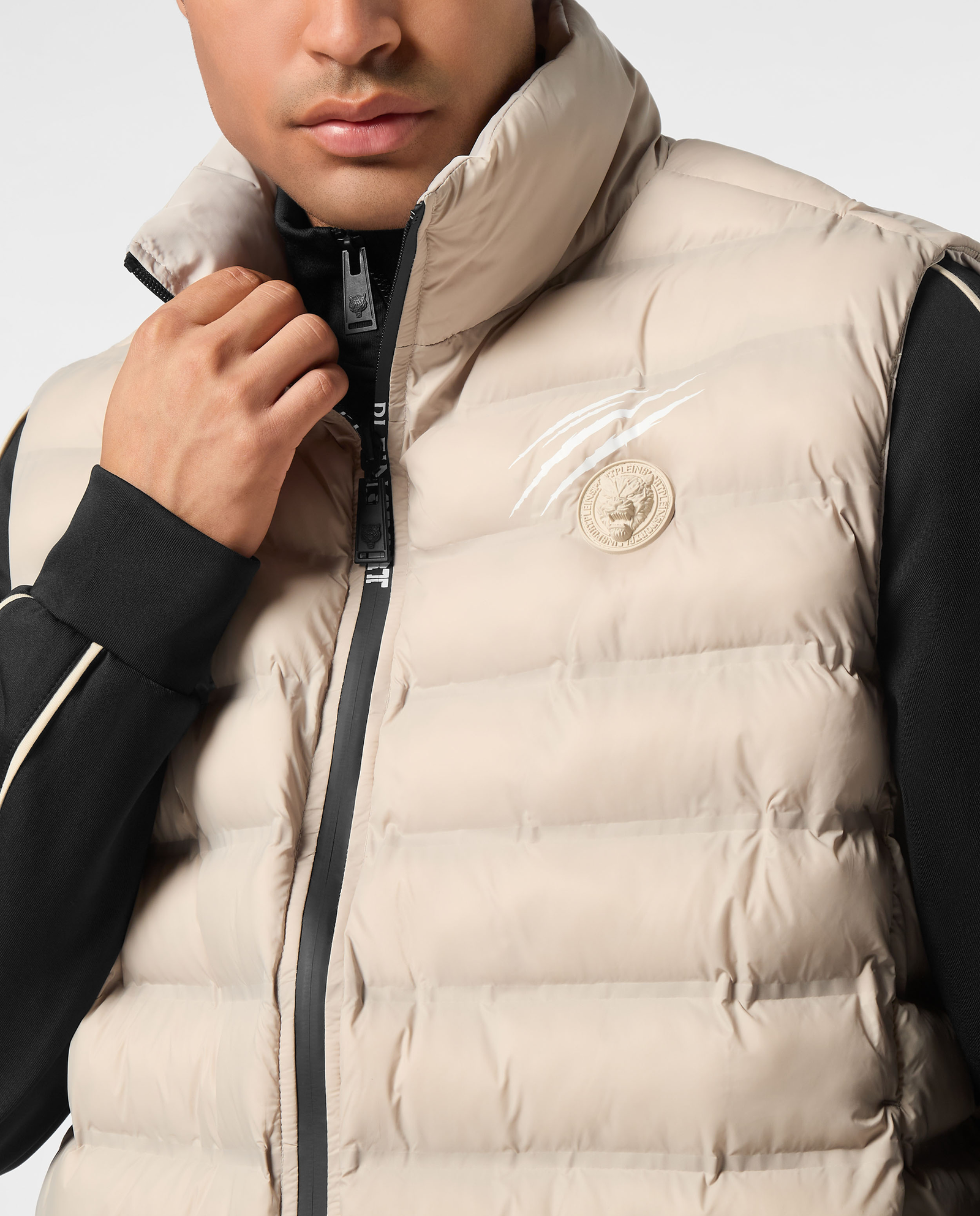 Kremowa dwustronna kamizelka puchowa - Image #4