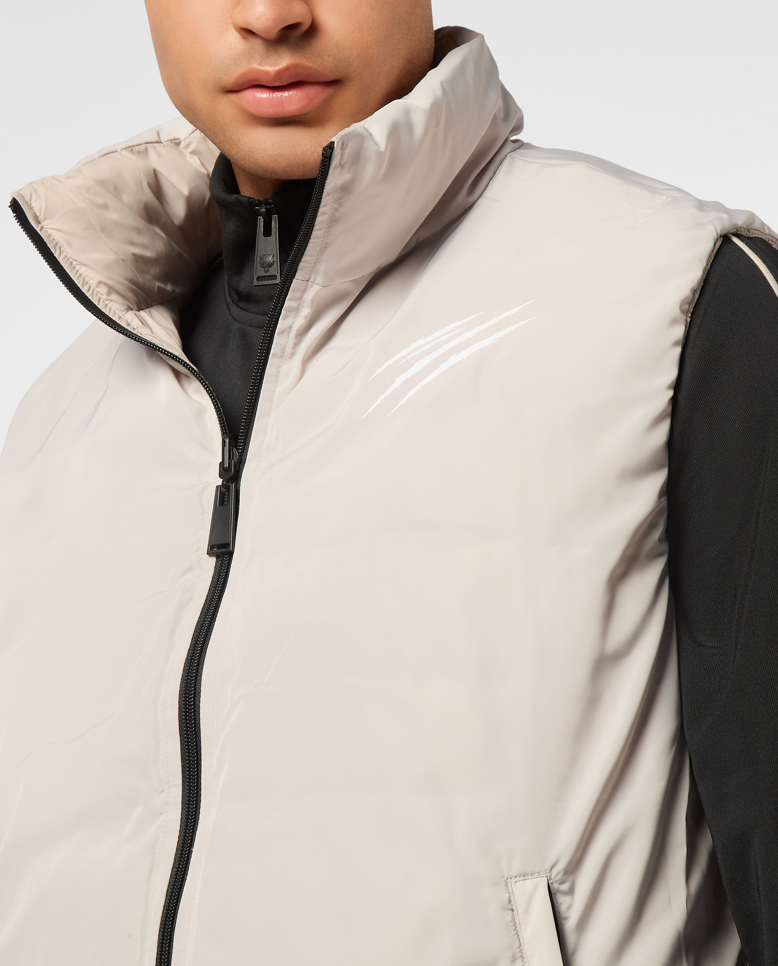 Kremowa dwustronna kamizelka puchowa - Image #5