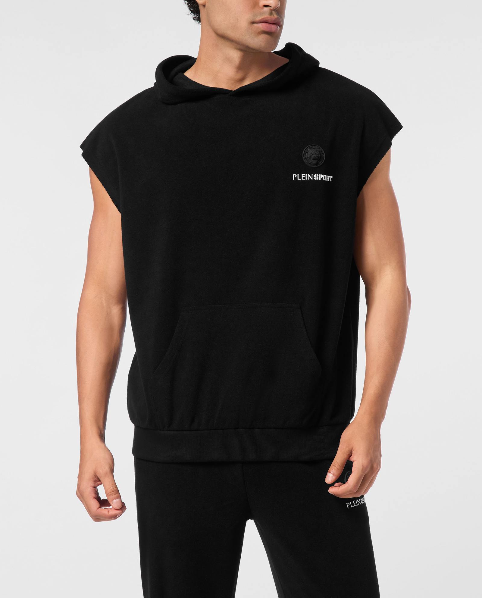 Czarna kamizelka z kapturem - Image #0