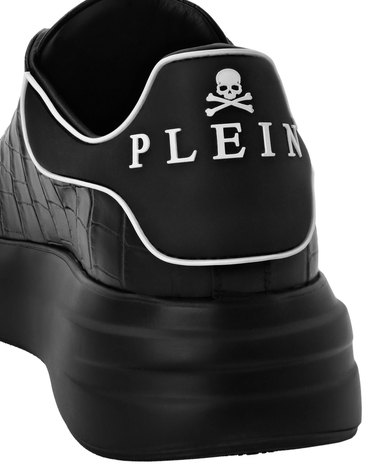 Czarne sneakersy z tłoczonej skóry - Image #3