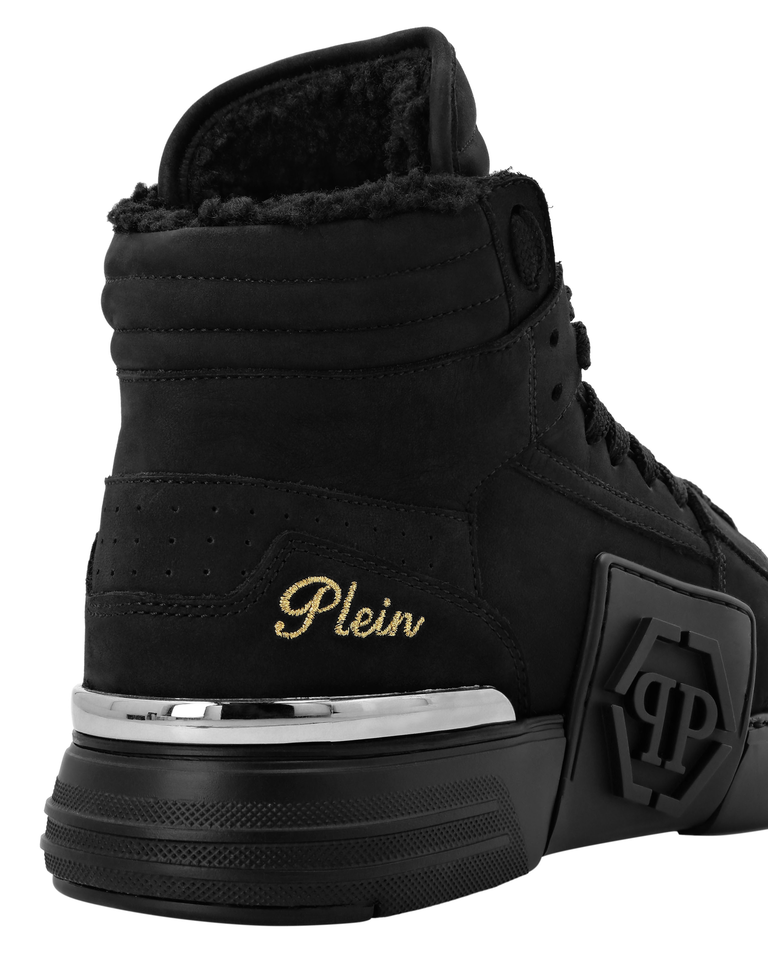 Czarne sneakersy z ociepleniem - Image #4