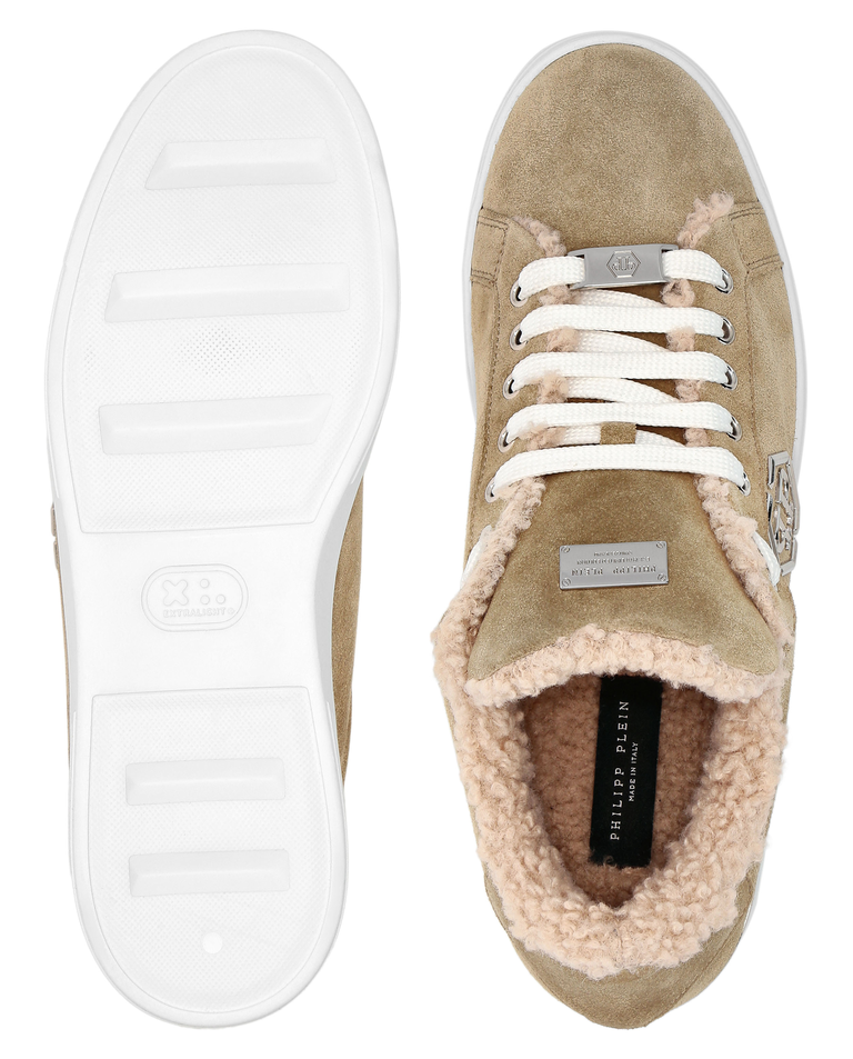 Zamszowe sneakersy z ociepleniem - Image #2