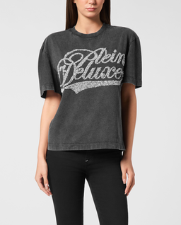 Czarna koszulka Deluxe Signature - Image #0