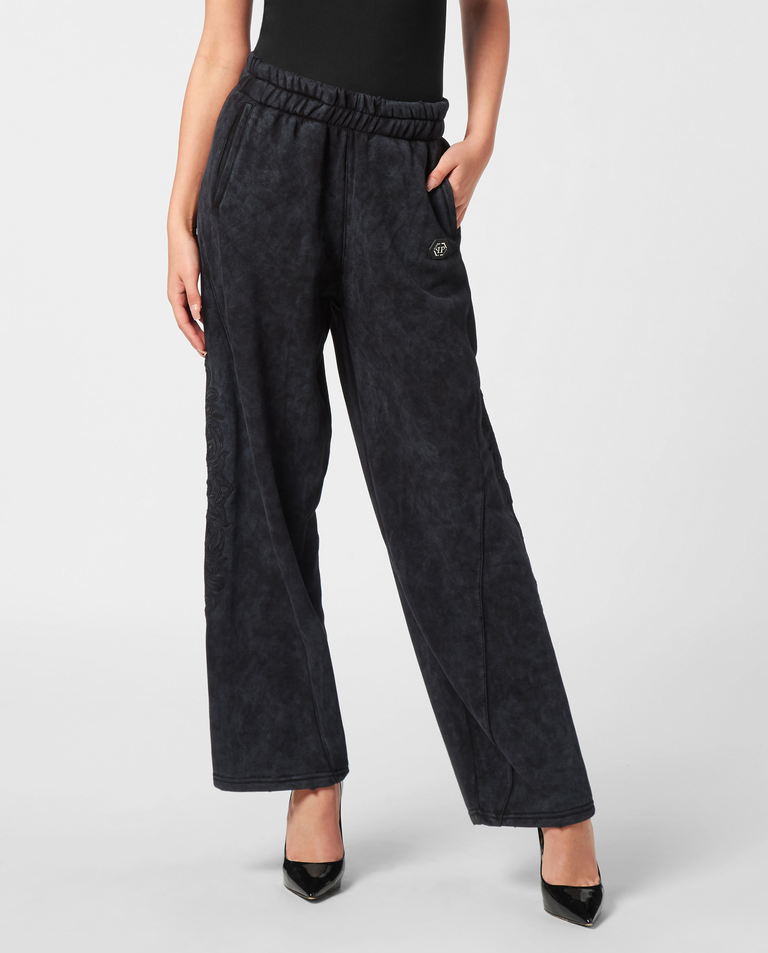 Spodnie dresowe z haftem