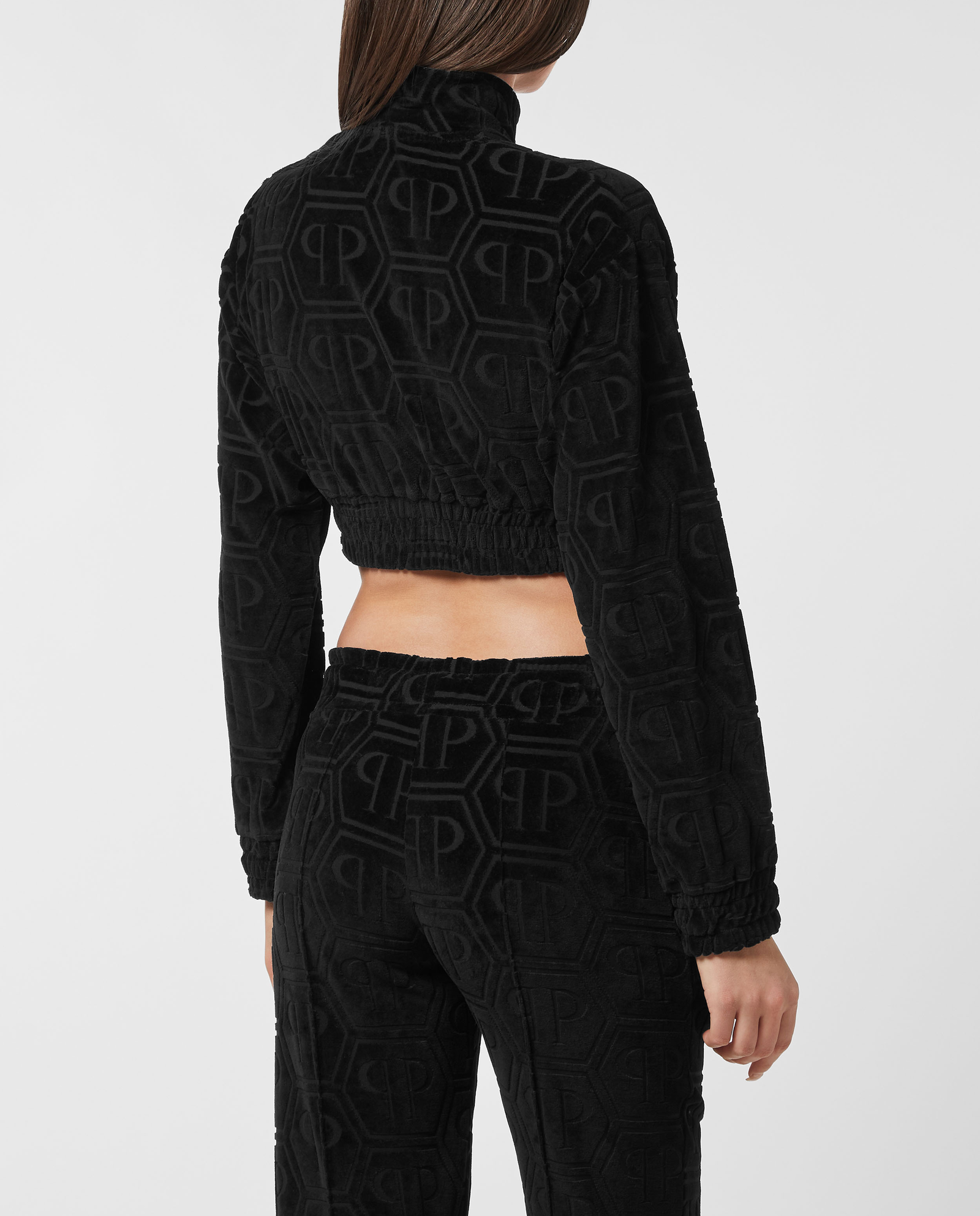 Krótka czarna bluza z monogramem - Image #2