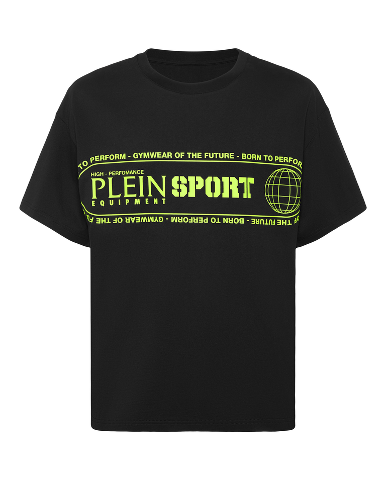 Czarny t-shirt z kontrastowymi napisami