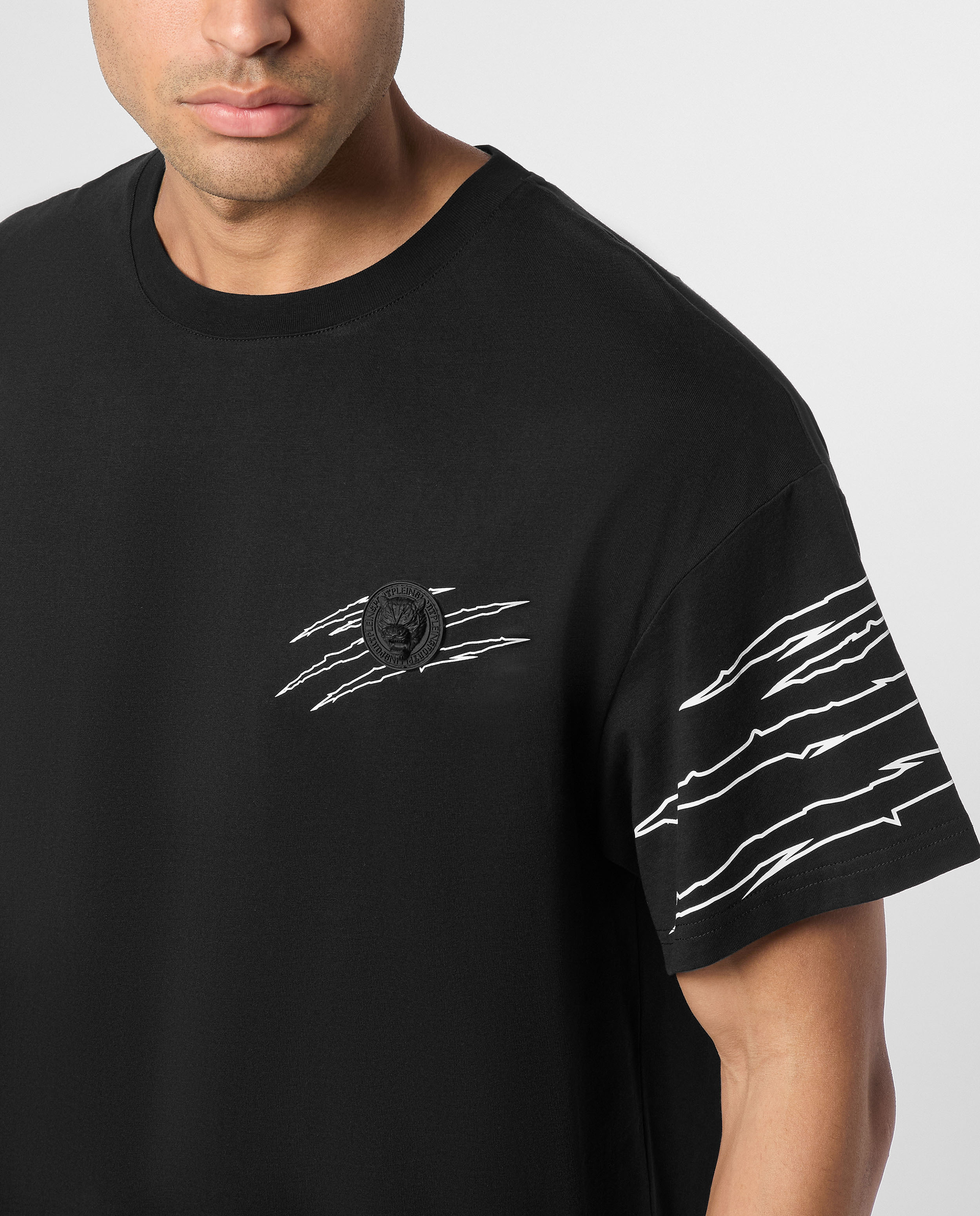 Czarna koszulka z okrągłym dekoltem Scratch - Image #4