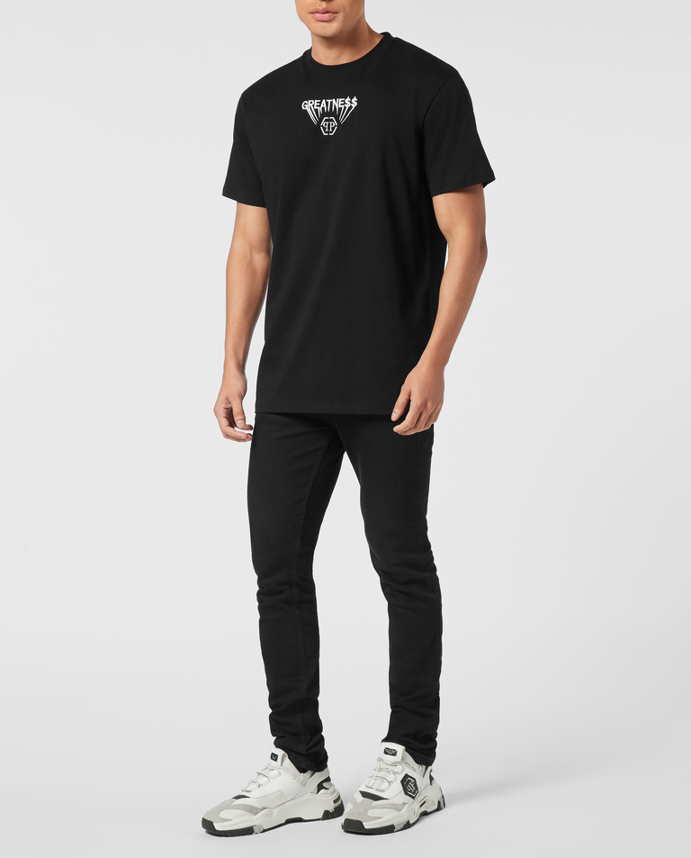 Czarna koszulka z napisem Greatness - Image #3
