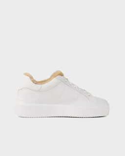 Białe sneakersy z ociepleniem - Image #0