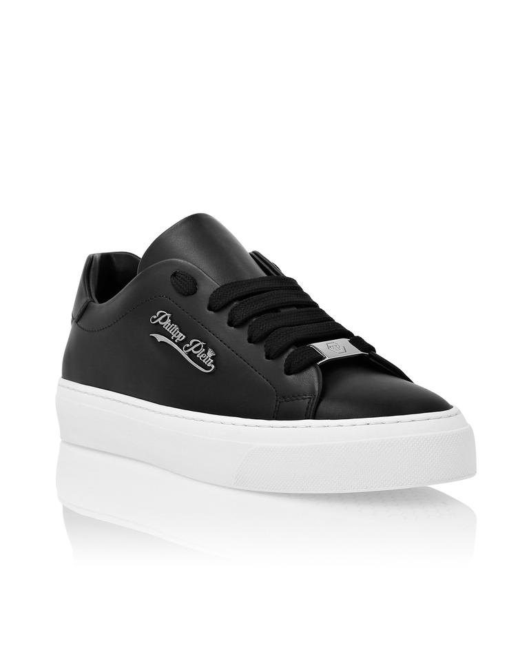 Czarne sneakersy Lo-Top Signature