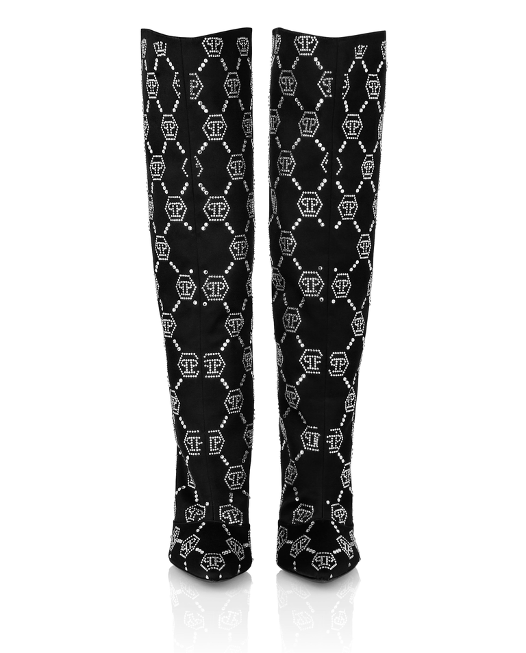 Czarne satynowe kozaki z monogramem - Image #3