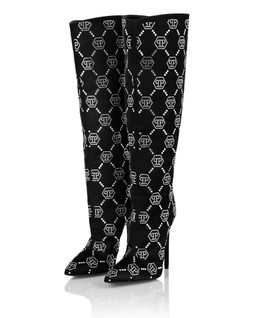 Czarne satynowe kozaki z monogramem - Image #5