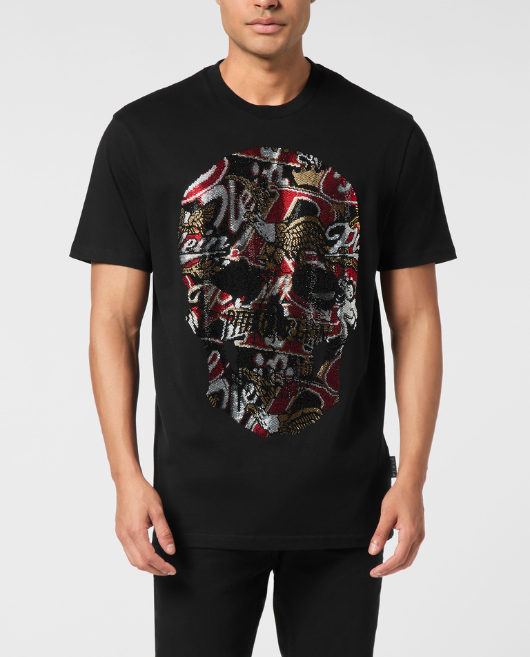 Czarny t-shirt z ozdobnym motywem czaszki