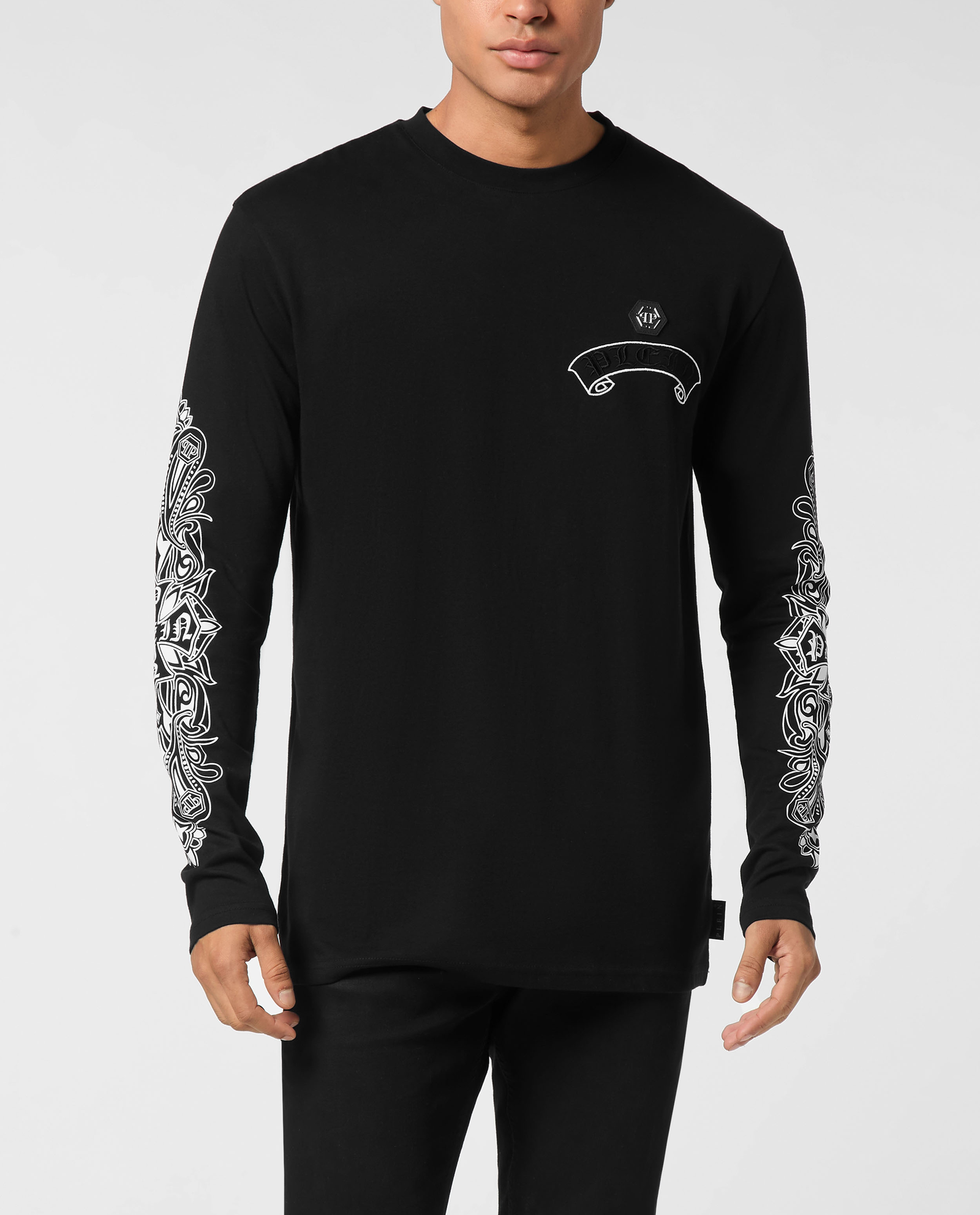 Czarna koszulka z długim rękawem - Image #0