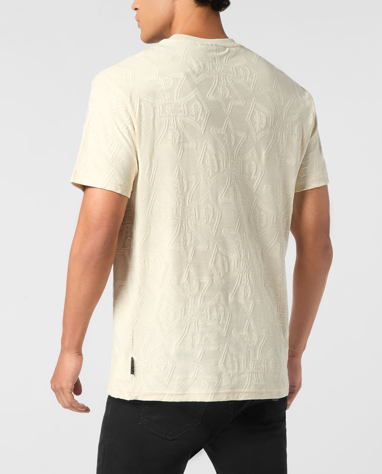 Beżowy t-shirt z logo