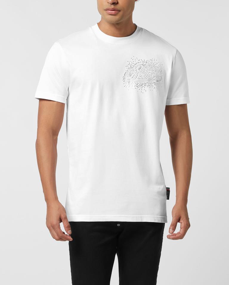Biała koszulka z ozdobnym logo