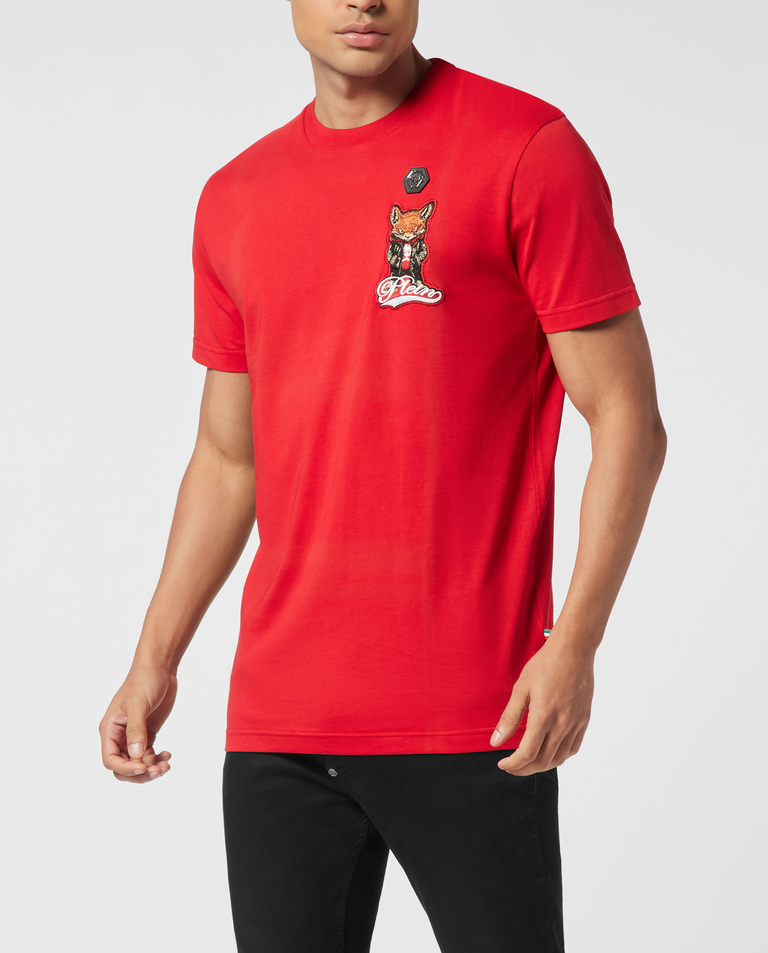 Czerwona koszulka z naszywką Fox