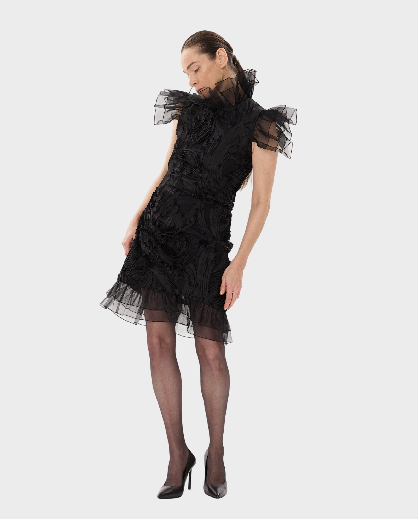 Czarna sukienka mini - Image #1