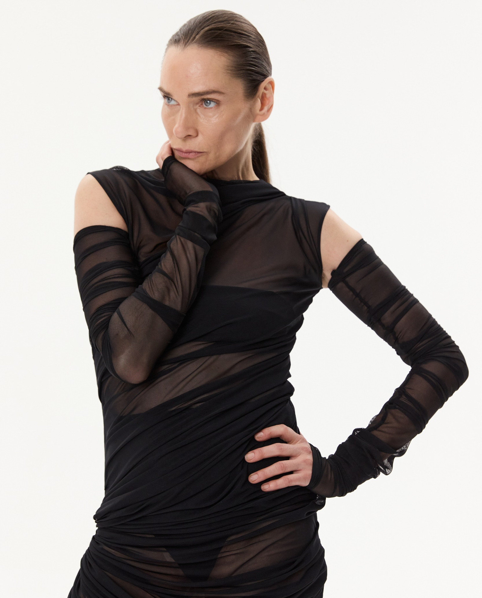 Drapowana sukienka maxi bez rękawów - Image #2