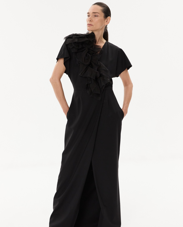 Czarna sukienka z ornamentem - Image #3