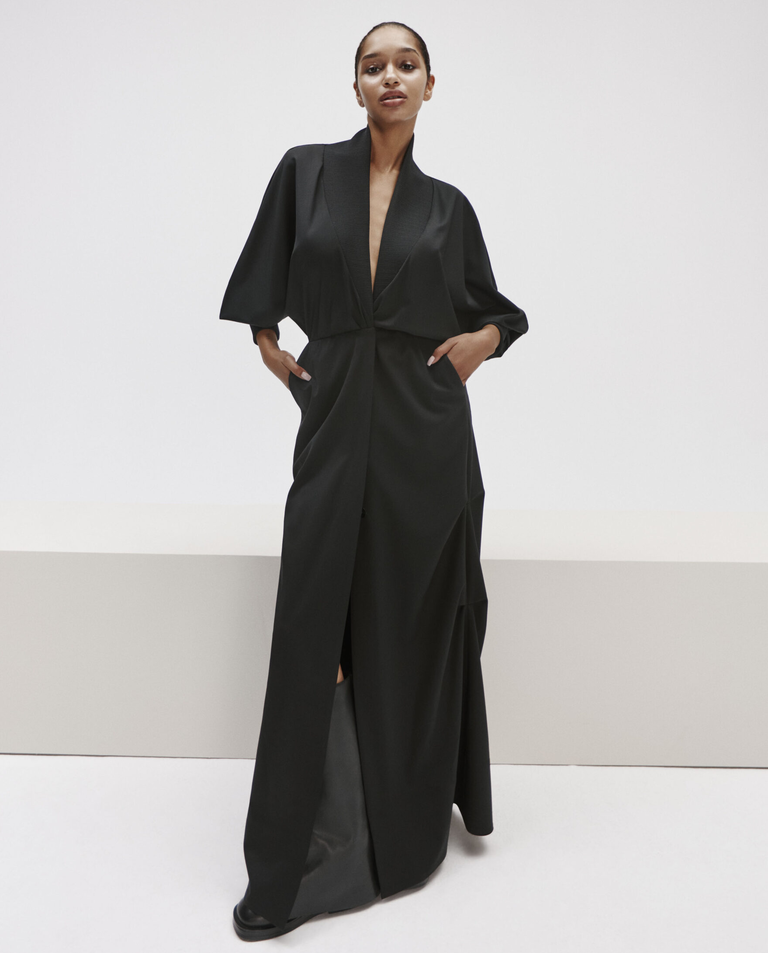 Czarne wełniane kimono