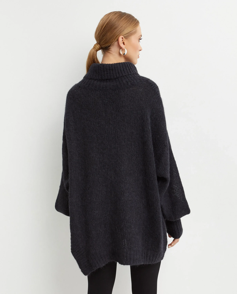 Czarny sweter z wełny alpaki Bite - Image #2