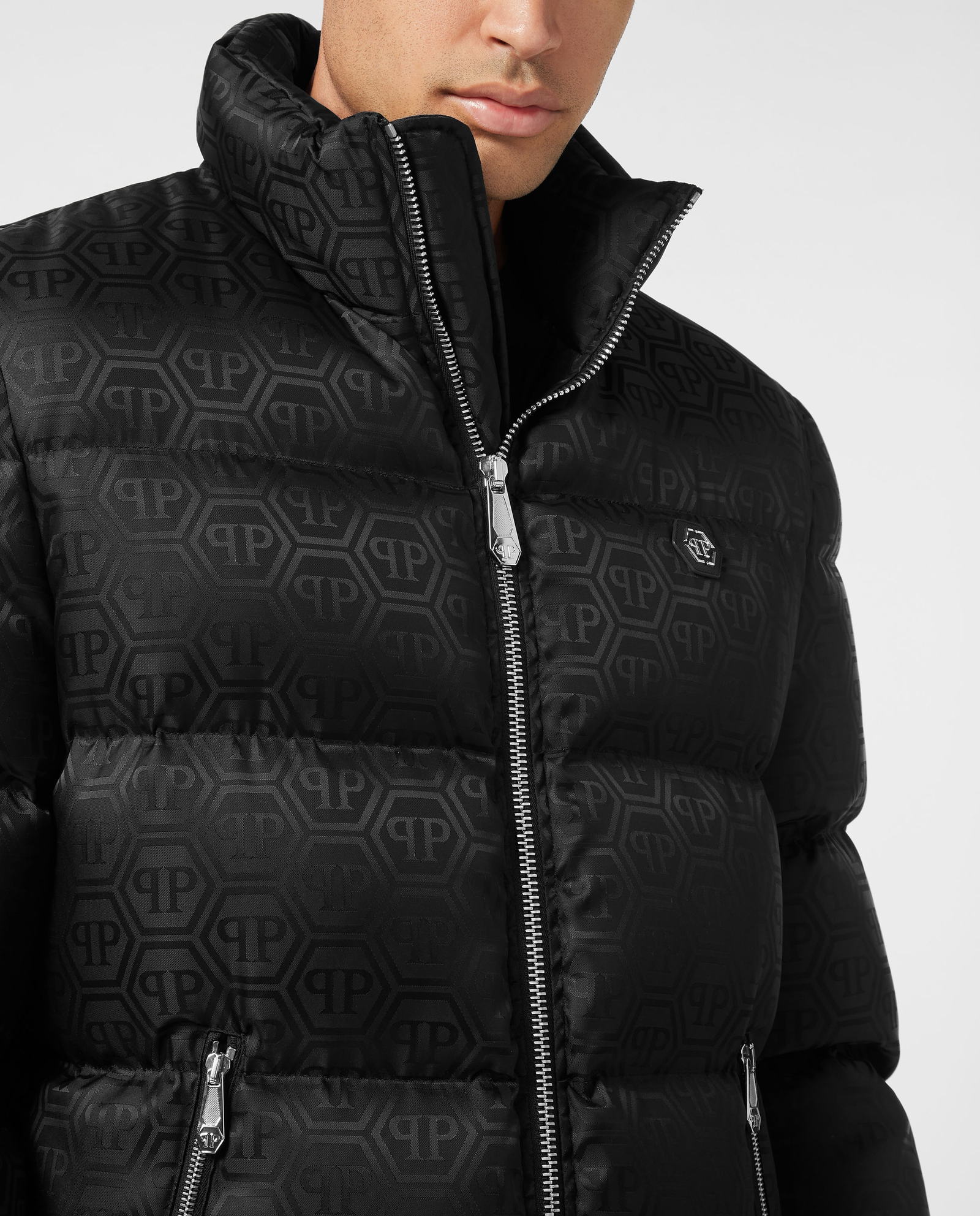 Czarna kurtka puchowa Monogram - Image #4