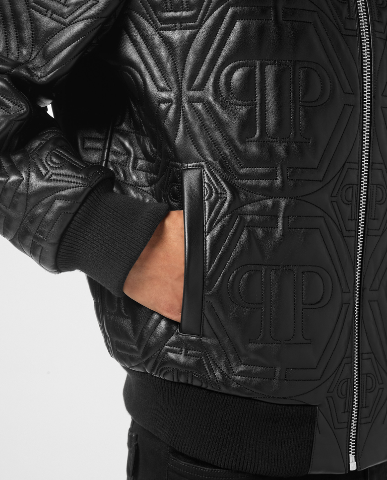Czarna skórzana kurtka z monogramem - Image #5