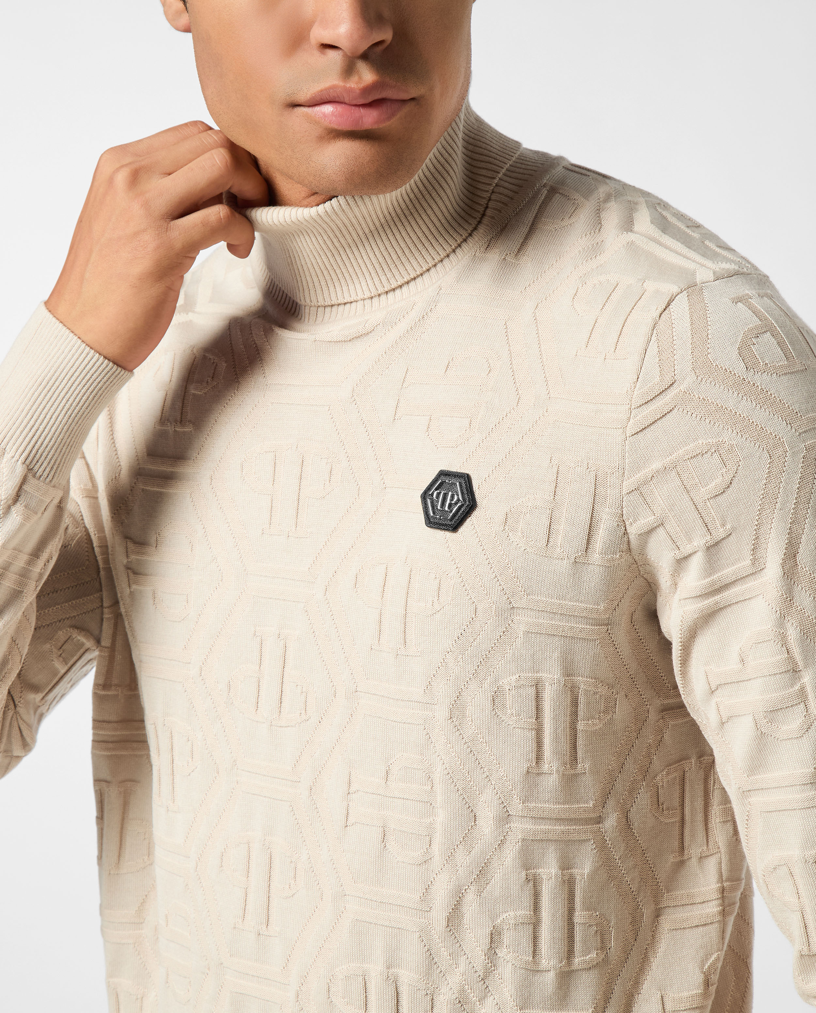 Beżowy sweter z golfem - Image #4