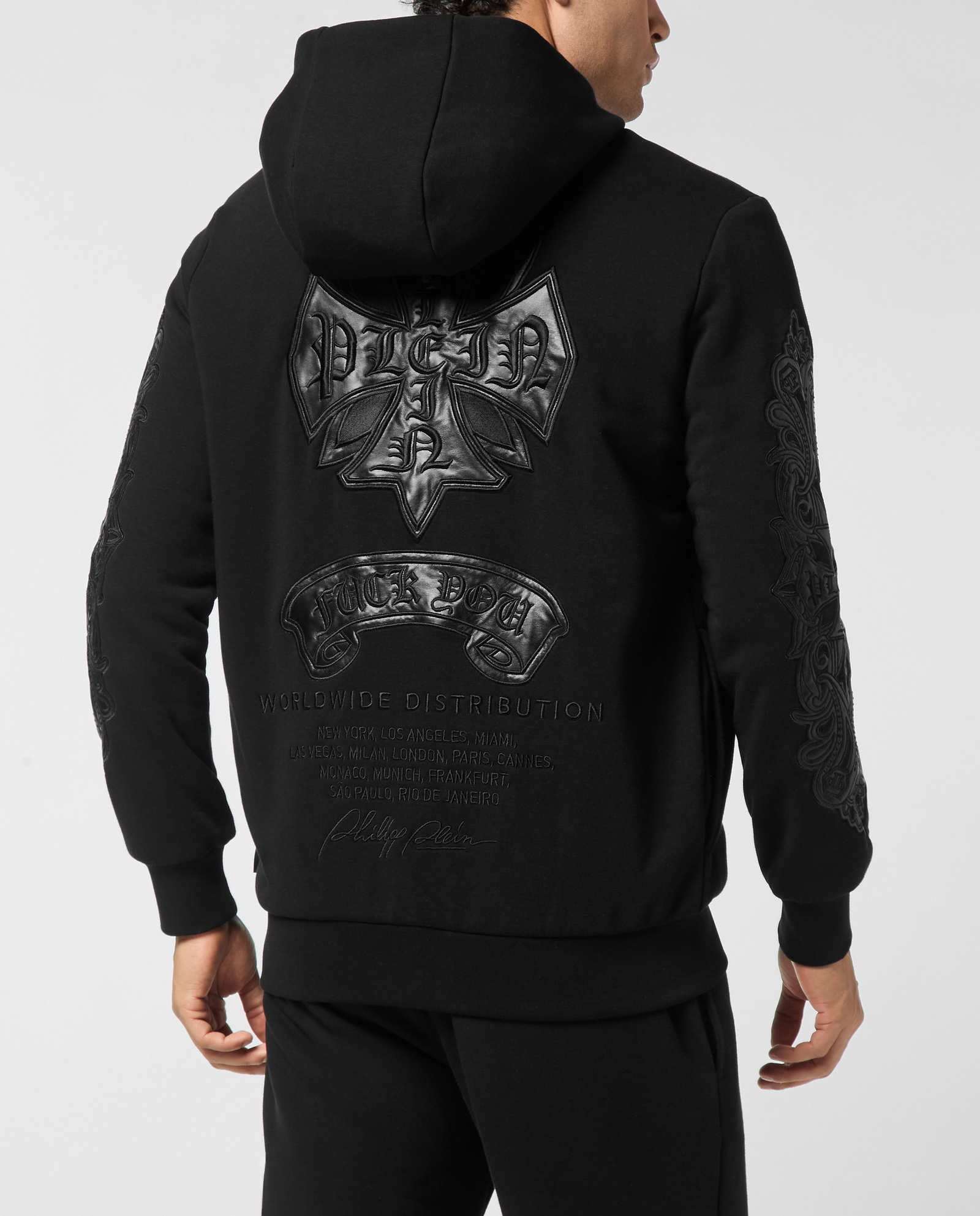 Czarna bluza z kapturem - Image #1