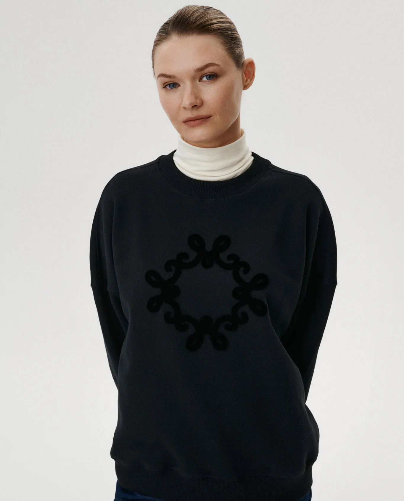 Czarna bluza oversize Onera - Image #3