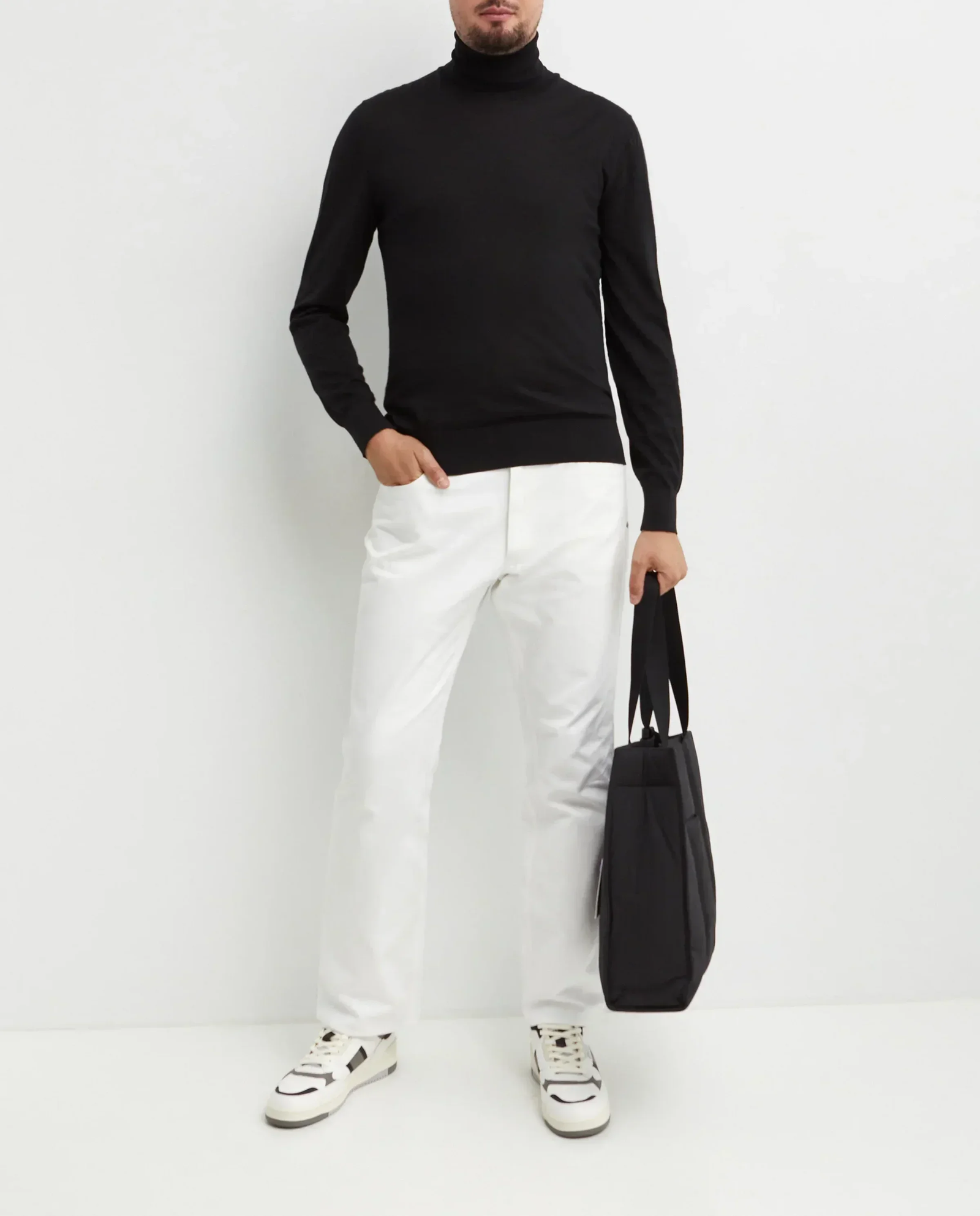 Białe jeansy z logo - Image #1