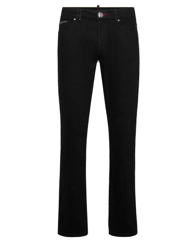 Czarne jeansy o prostym kroju