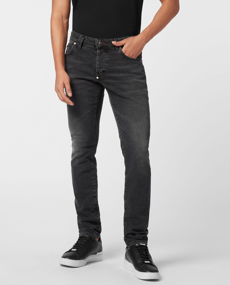 Czarne jeansy z monogramem Super Straight