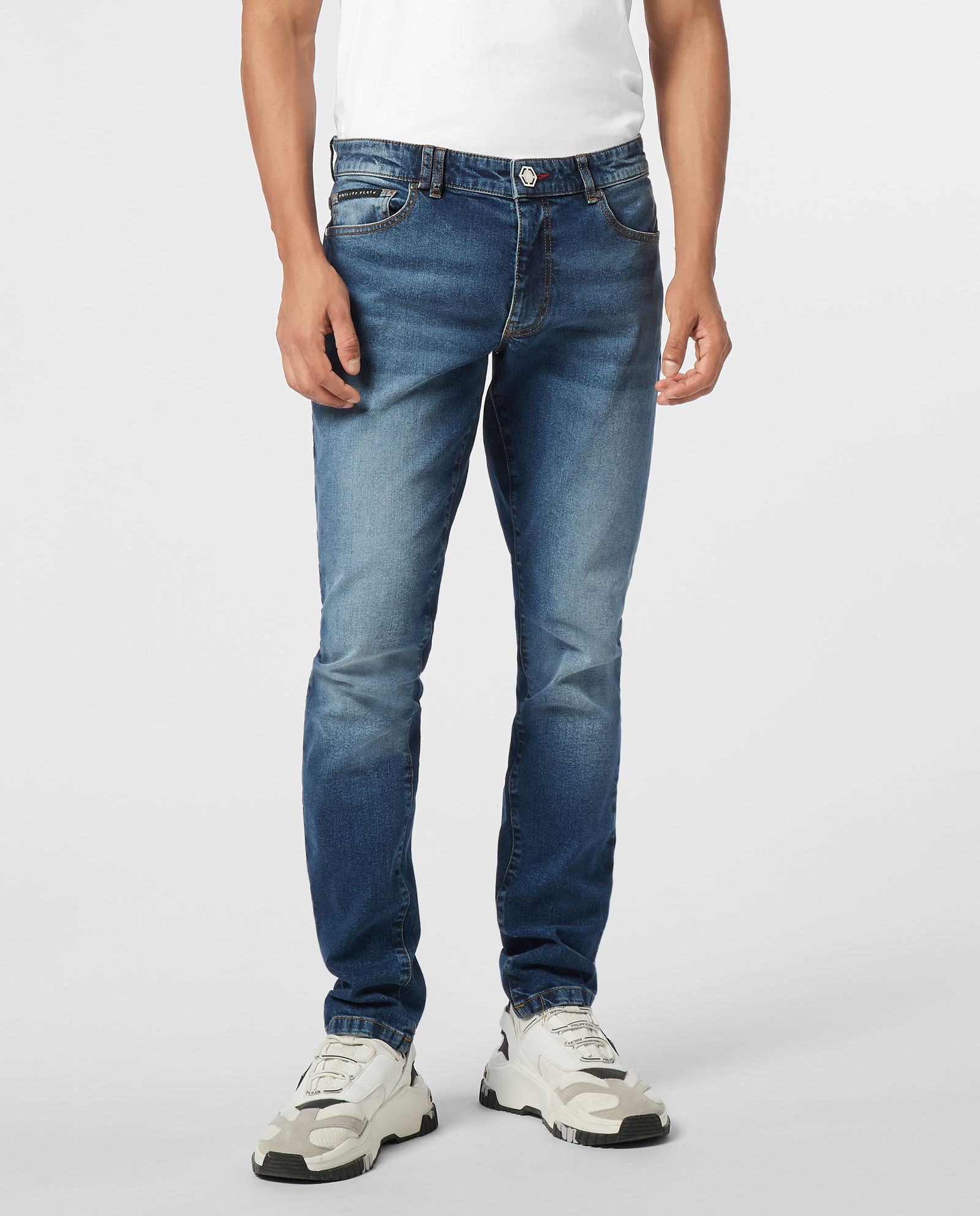 Niebieskie jeansy o prostym kroju - Image #0