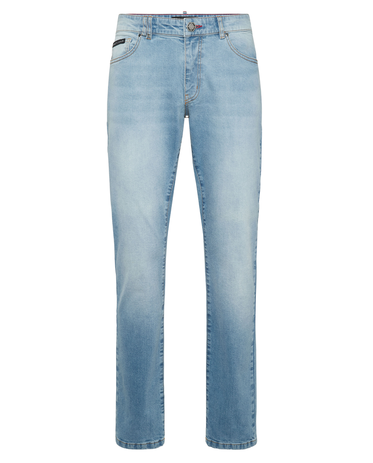 Niebieskie jeansy o prostym kroju