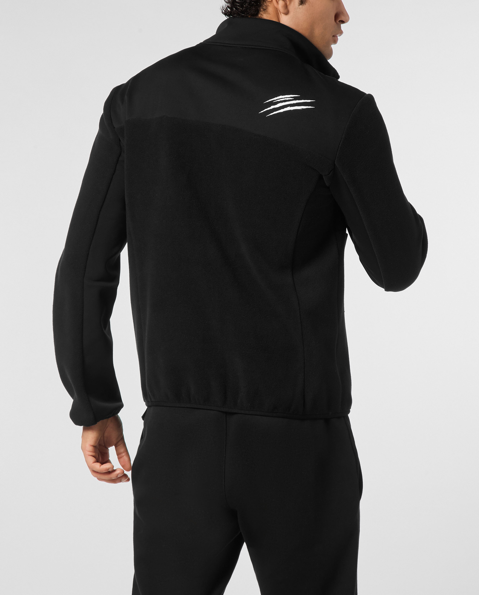 Czarna polarowa kurtka - Image #1