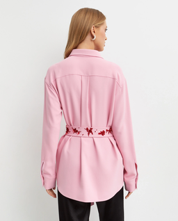 Różowa koszula z ozdobnym paskiem - Image #2