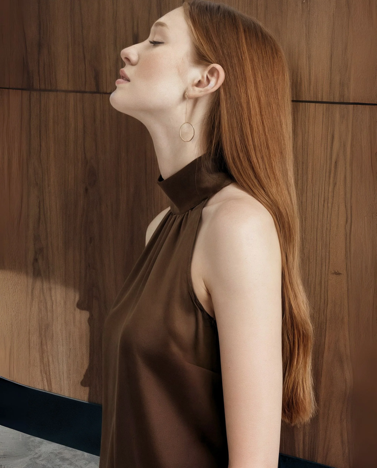 Czekoladowa bluzka z odkrytymi plecami z jedwabiu Charlie - Image #3