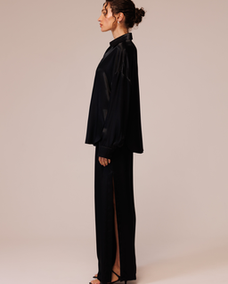 Czarne spodnie satynowe z rozcięciami - Image #3