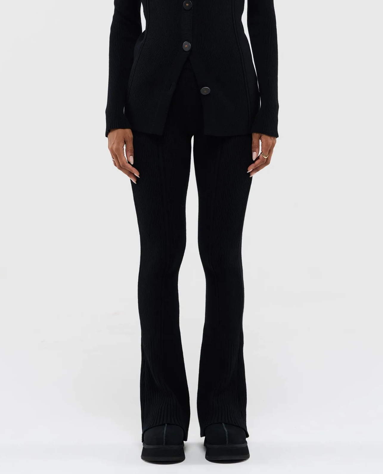 Czarne dzianinowe spodnie - Image #0