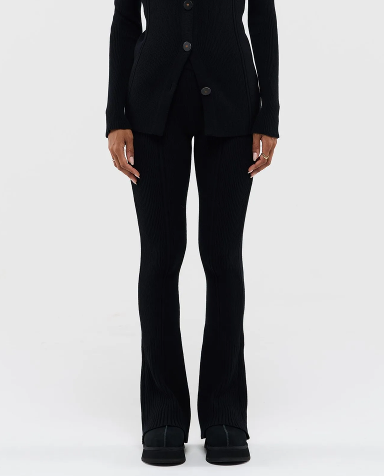 Czarne dzianinowe spodnie