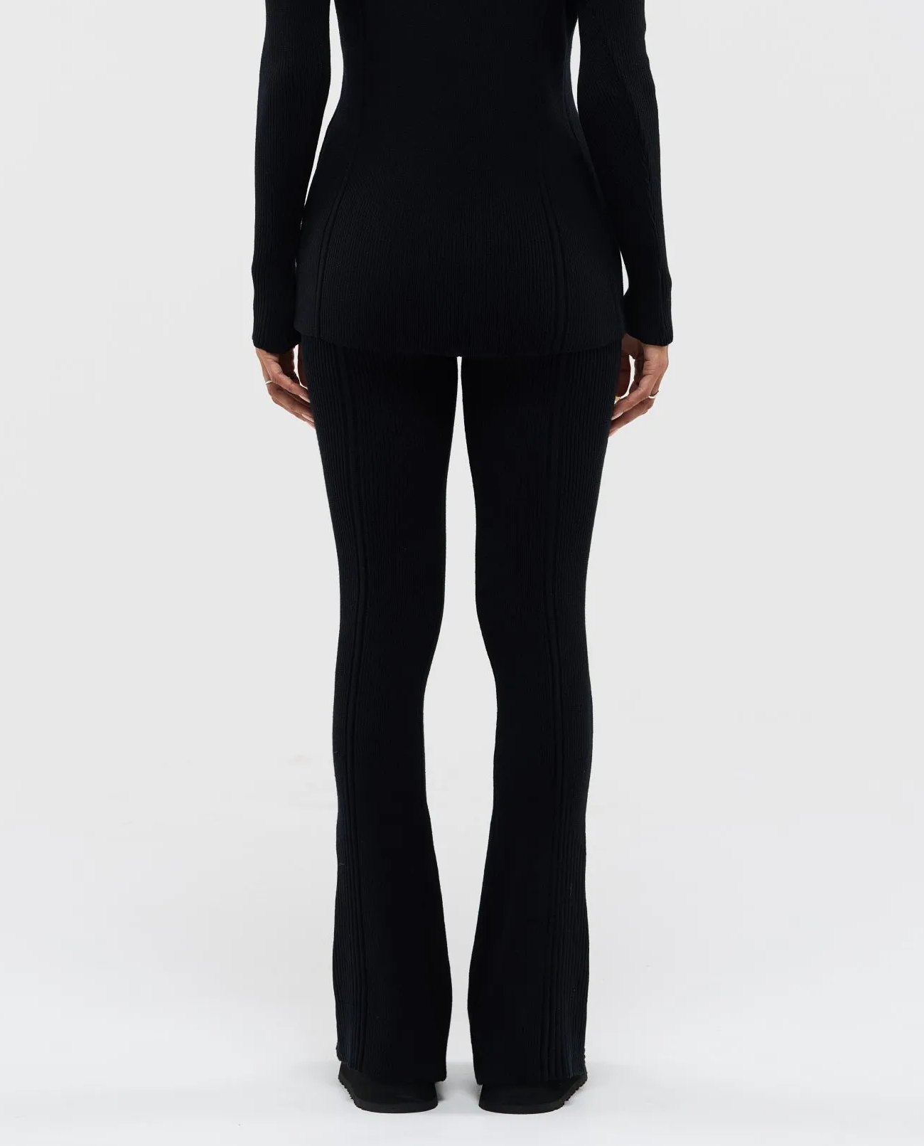 Czarne dzianinowe spodnie - Image #1