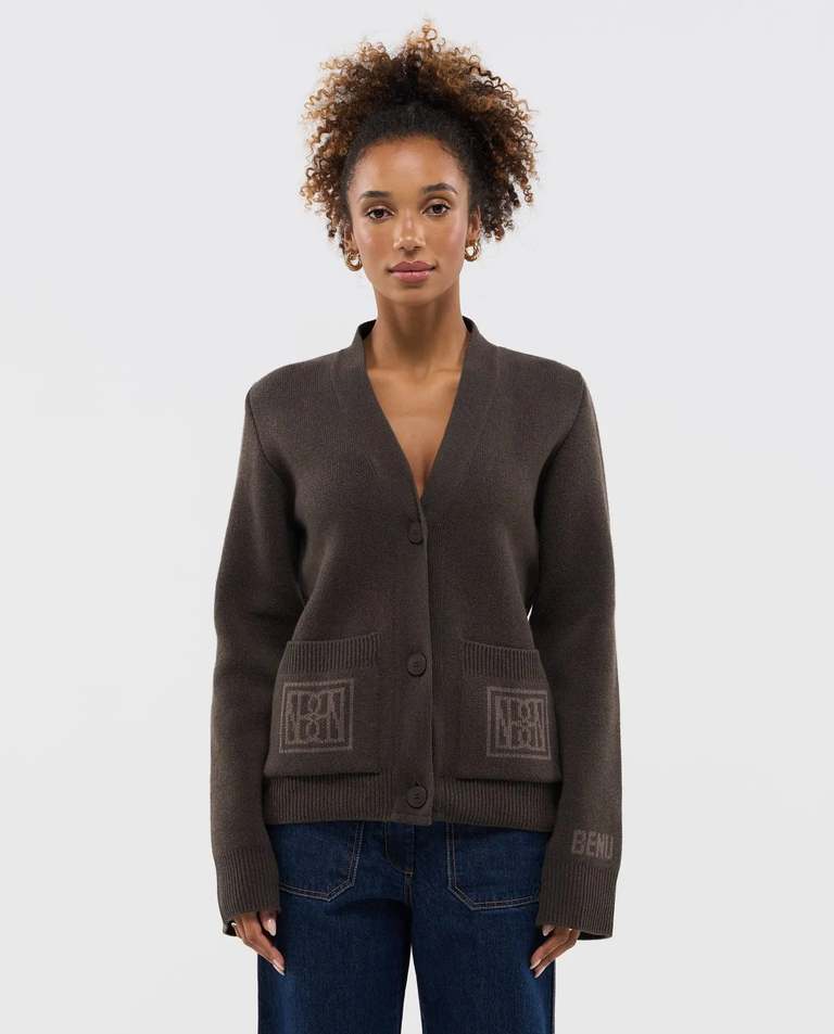 Dzianinowy kardigan z kieszeniami