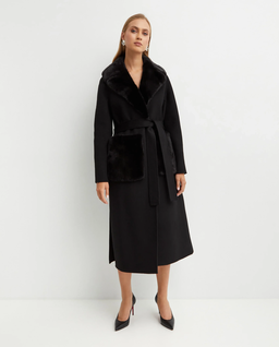 Czarny długi płaszcz z kołnierzem - Image #0