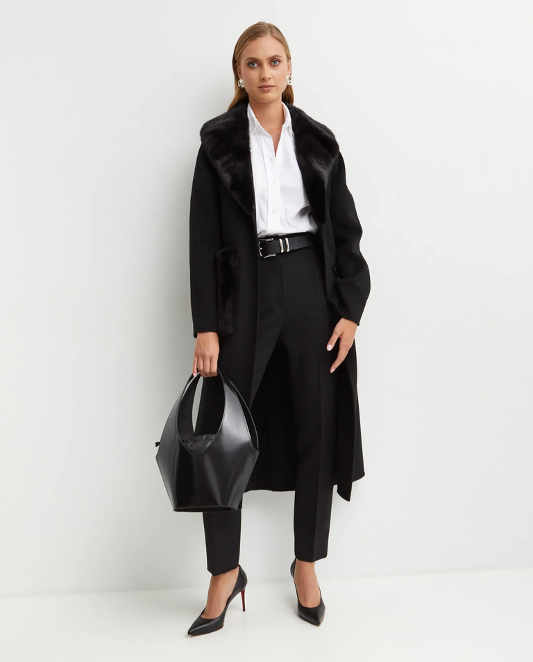 Czarny długi płaszcz z kołnierzem - Image #4