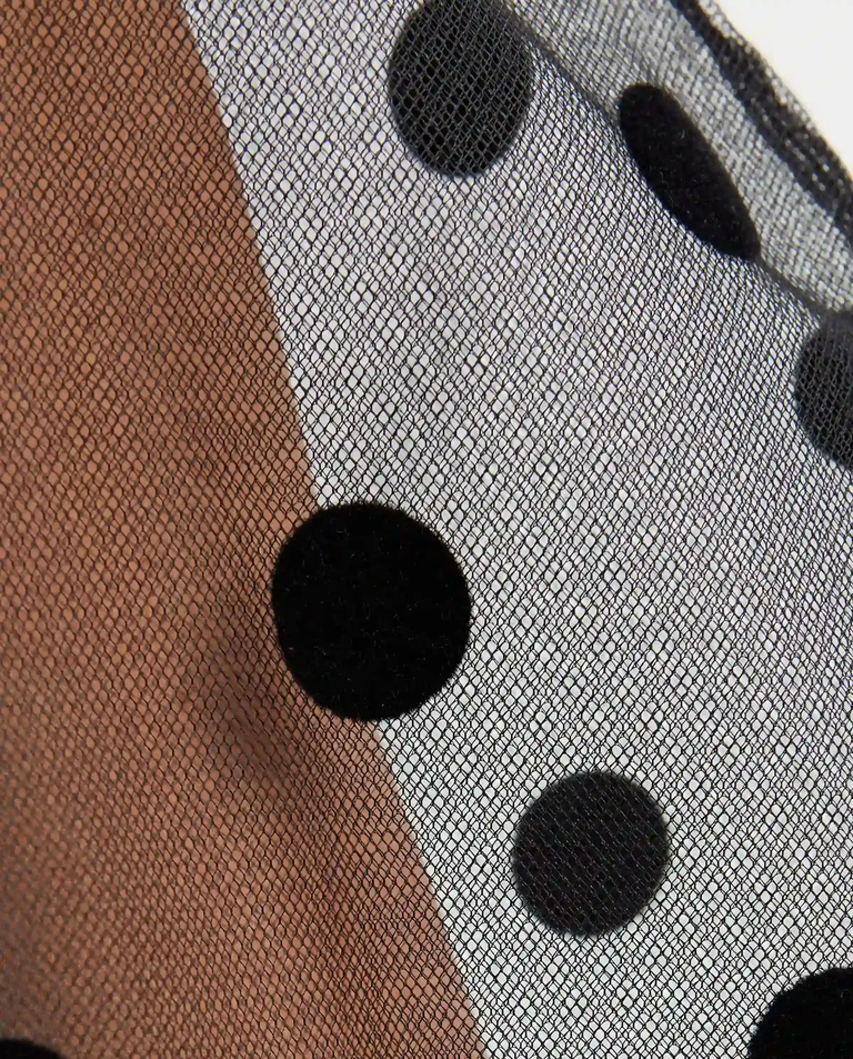 Czarna sukienka mini z tiulowymi rękawami - Image #5