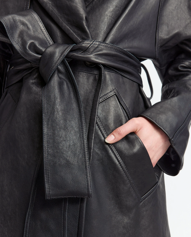 Czarny skórzany płaszcz Palmi - Image #4