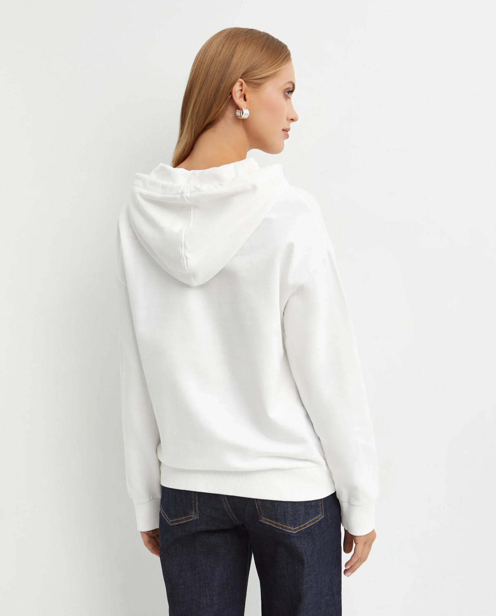 Biała bluza z logo - Image #4